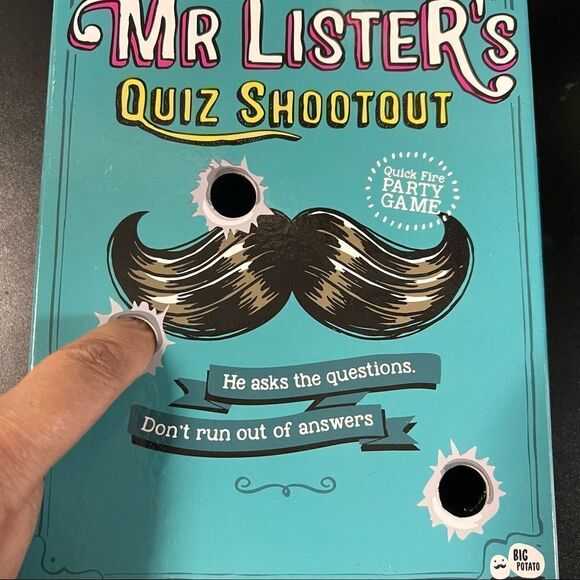 Mr Lister’s Quiz Shootout Party Game NWOT - Picture 3 of 7